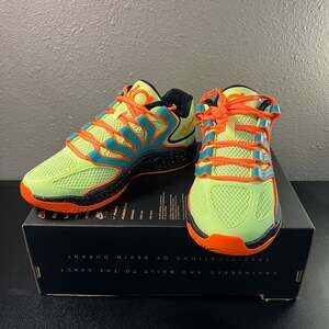 Nike KD18 NRG Men’s 6 / Women’s 7.5 New without Top Box